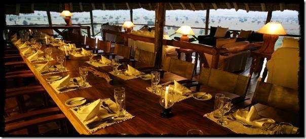 Apoka-Lodge-Dining