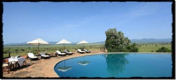 Apoka-Safari-Lodge-Swimming-Pool