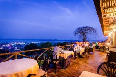 Cassia Lodge in Kampala - fabulous views of Kampala and Lake Victoria